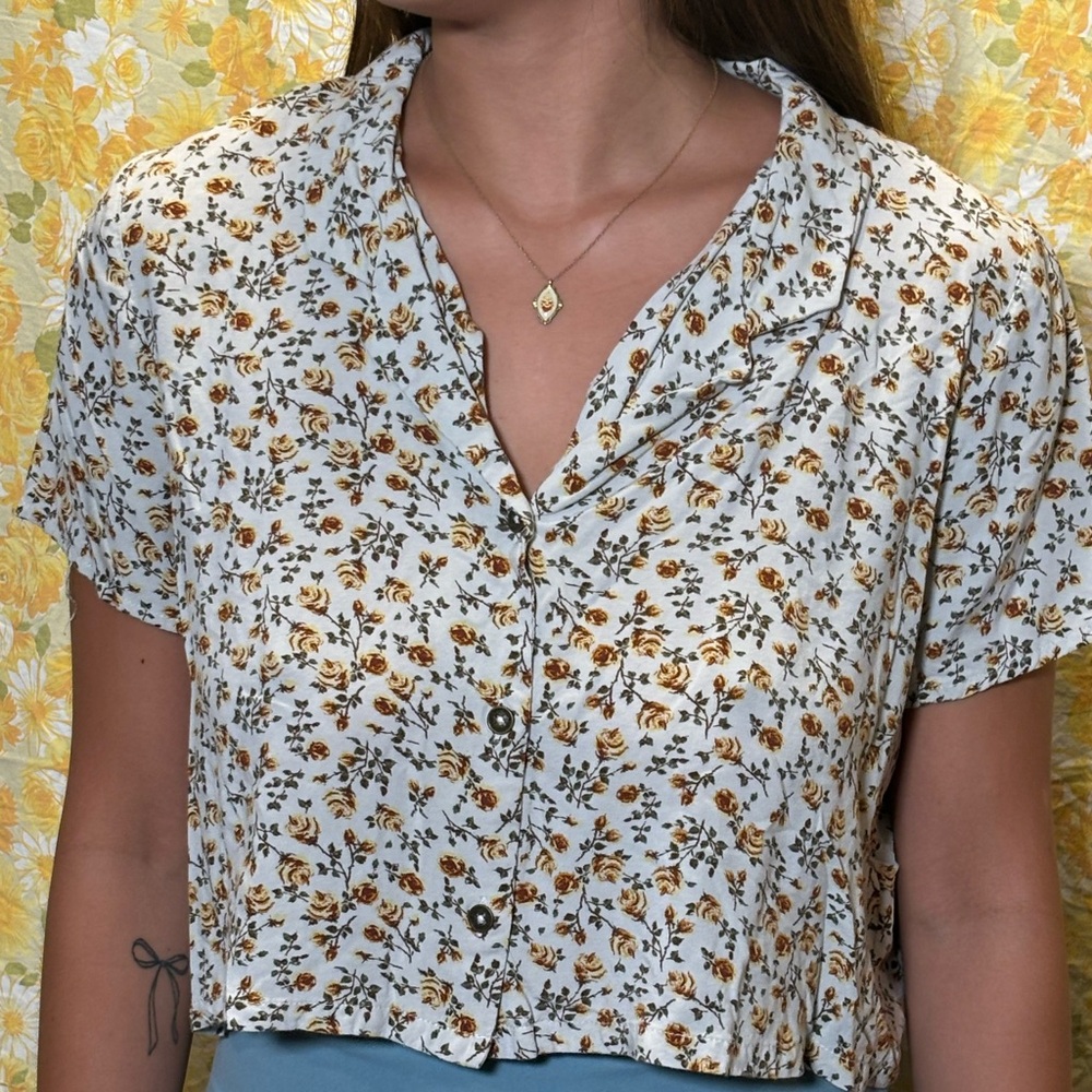 floral cropped collared shirt